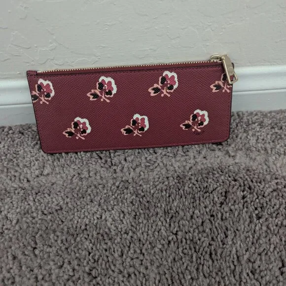 Coach Slim Zip Pouch in Red and White Roses Floral - Picture 2 of 6